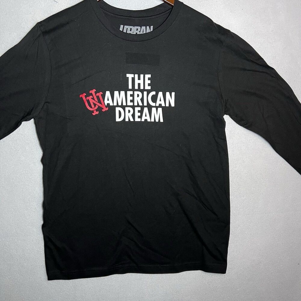 Urban Necessities The UnAmerican Dream  Black Graphic Long Sleeve  Men's Size L